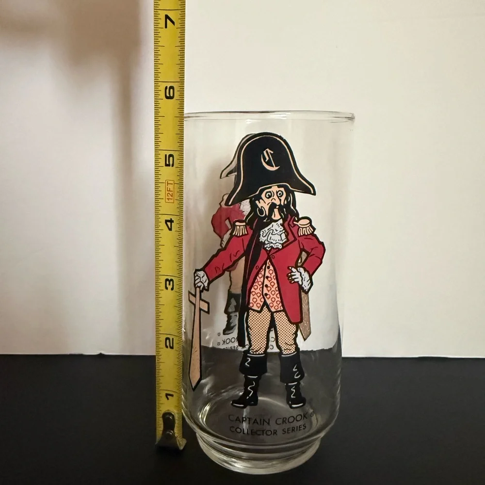 McDonald’s Collector Series glass 1970’s - Captain Crook
